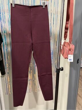 NWT Lululemon Glow Up High Rise Tight 28” size 8